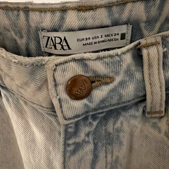 Zara - Picture 3 of 3